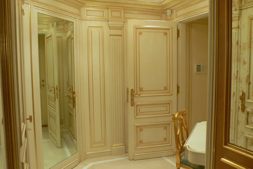 Porte e boiserie — vista 9