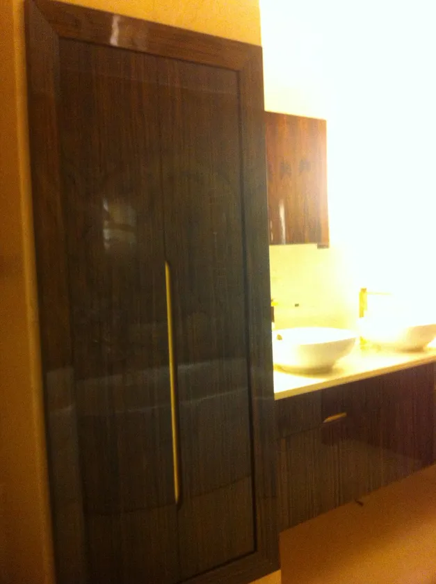 Bagni e contenimento — vista 3