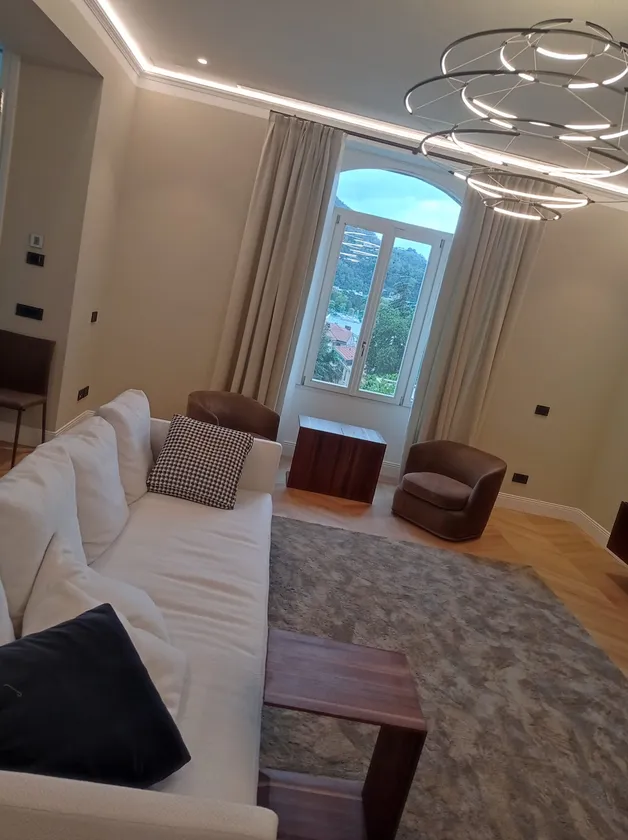 Vista d’insieme della zona conversazione